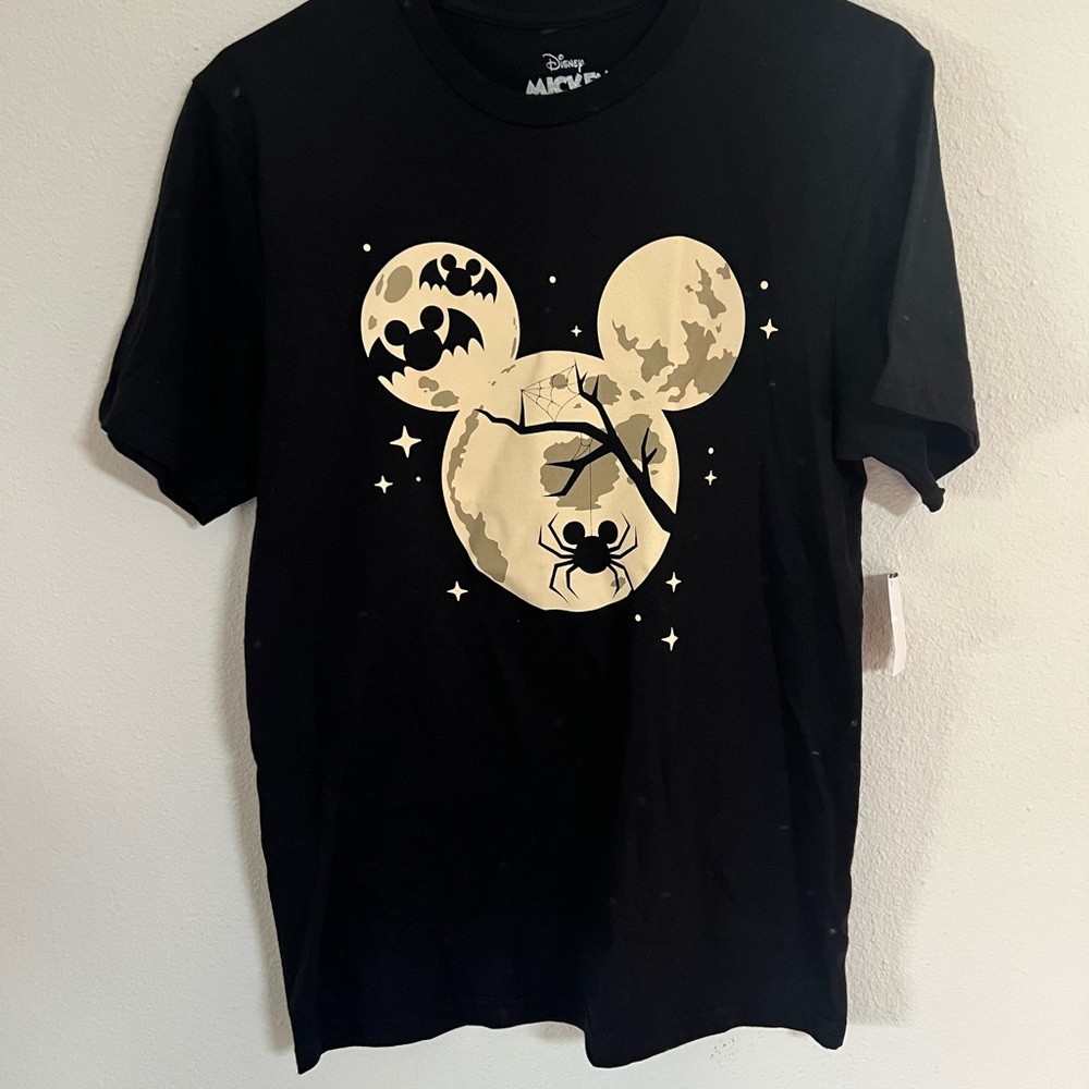 NWT Disney Halloween unisex shirt